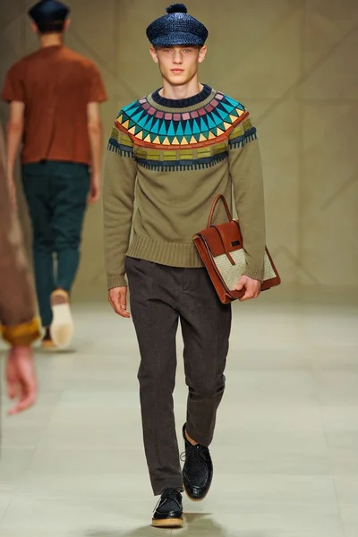 Look 36